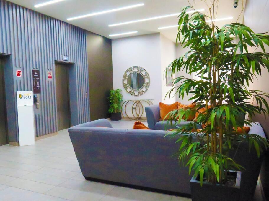 Club White London Bridge One Bedroom Apartment Экстерьер фото