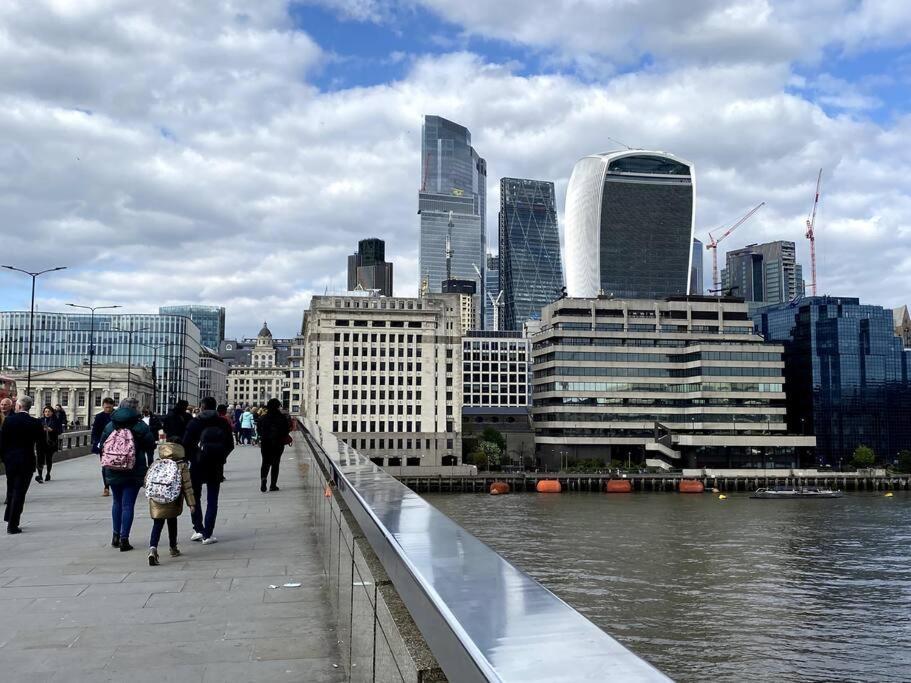 Club White London Bridge One Bedroom Apartment Экстерьер фото