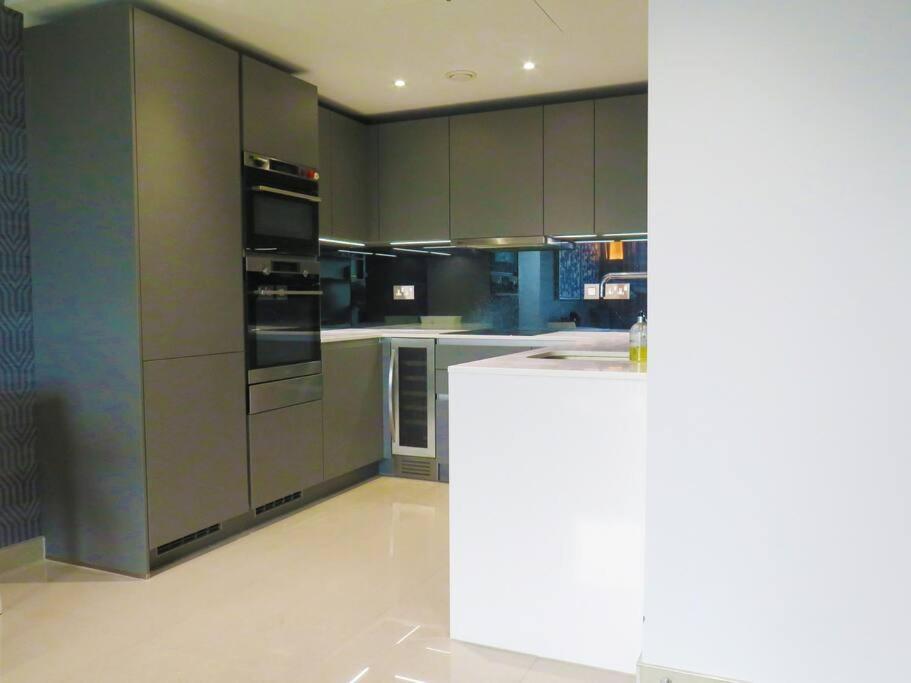 Club White London Bridge One Bedroom Apartment Экстерьер фото